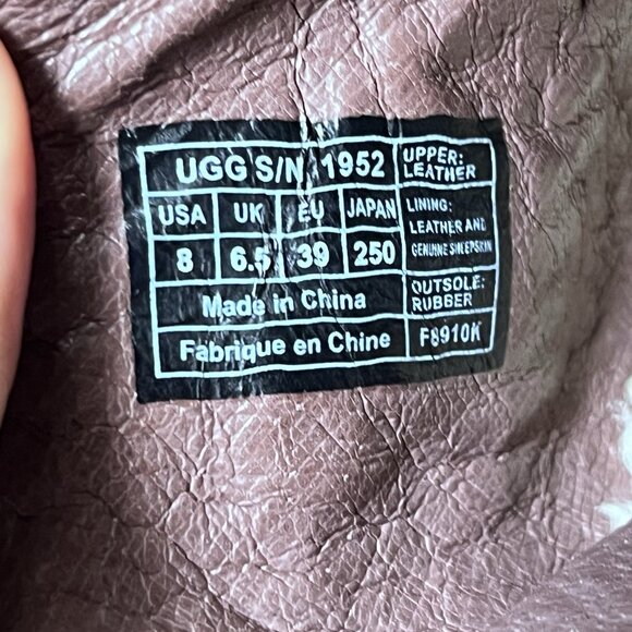 UGG Australia Clogs Women's Round Toe Leather Mules Brown Size 8 US F8910K Studs - Picture 8 of 8